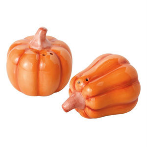 ONE Set Left! Pumpkins Ceramic Salt & Pepper Shakers.